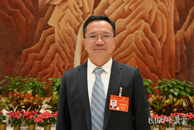 代表履責，兩會聲音｜中國樂凱黨委書記、董事長侯景濱履職盡責、建言獻策